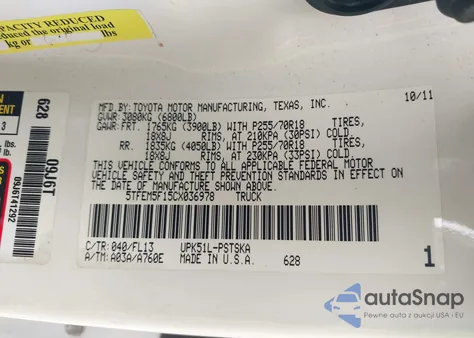 2012 Toyota Tundra Grade 4.6L V8 z USA, uszkodzony, nr VIN 5TFEM5F15CX036978